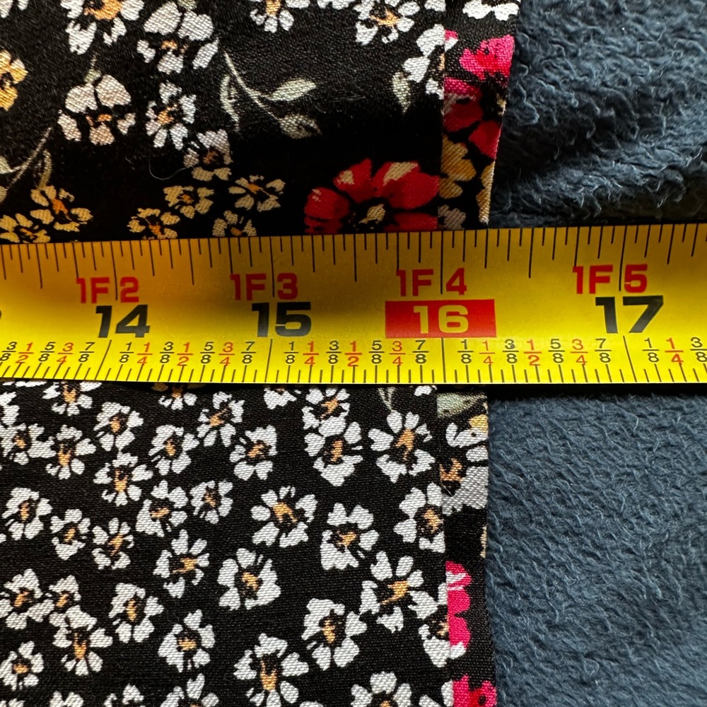 🌸 Rafaella Floral Skorts Size L Black Stretch Pull-On Skirt - Picture 7 of 9